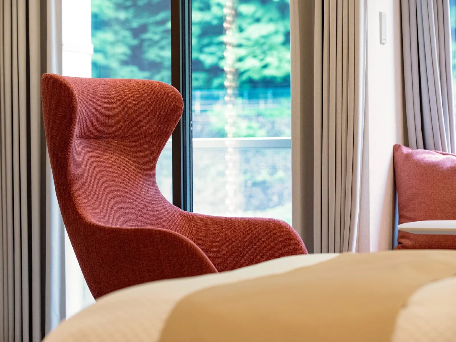 Japanese-Western room with twin beds and a valley view