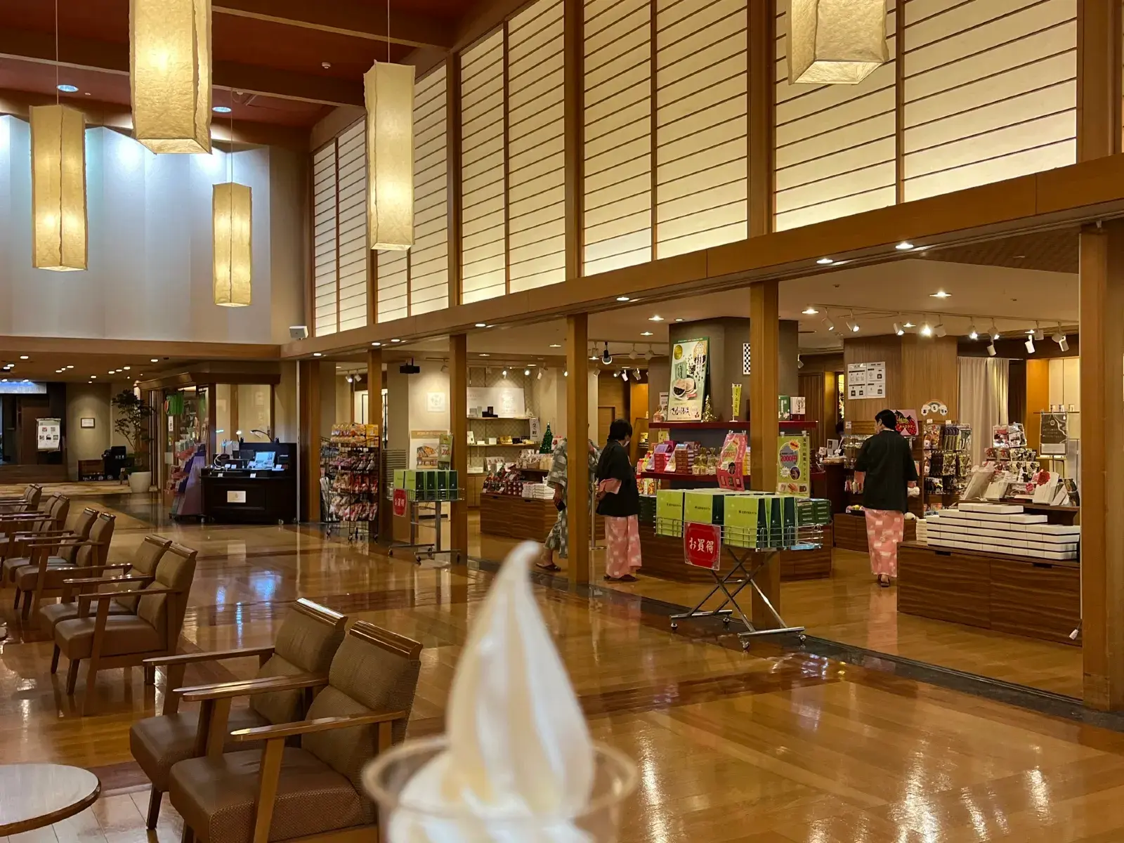 Large indoor communal hot spring bath