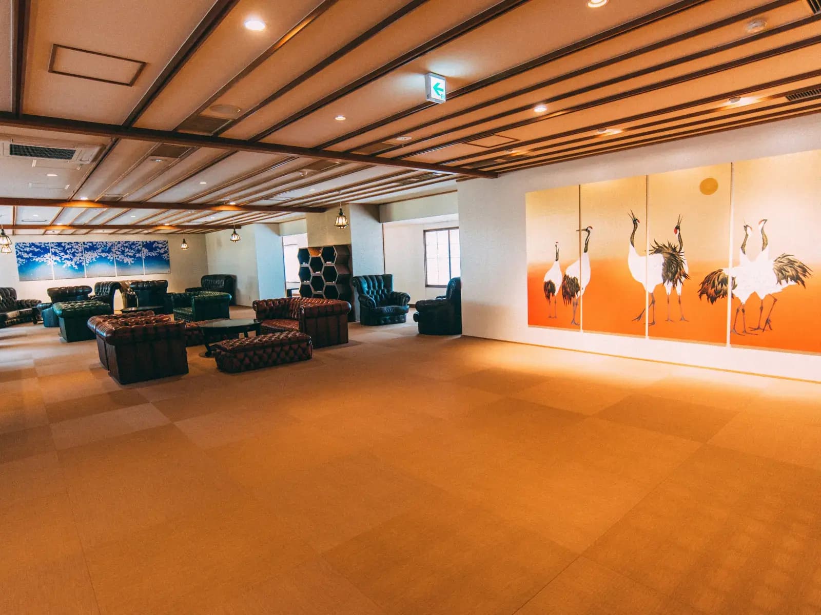 Lounge with a crane wall mural