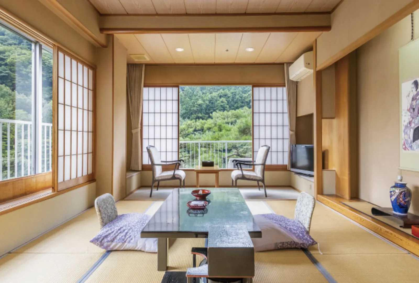 Japanese-style guest room with valley view
