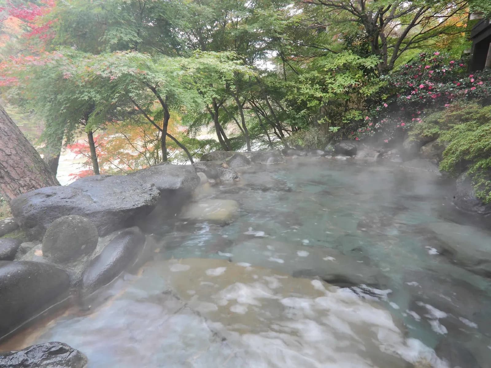 Steaming open-air rock bath