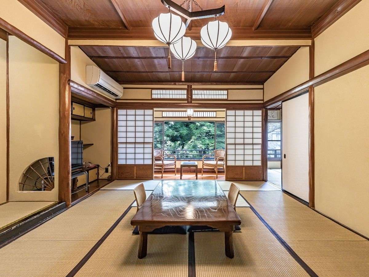 一の湯 本館 会席料理