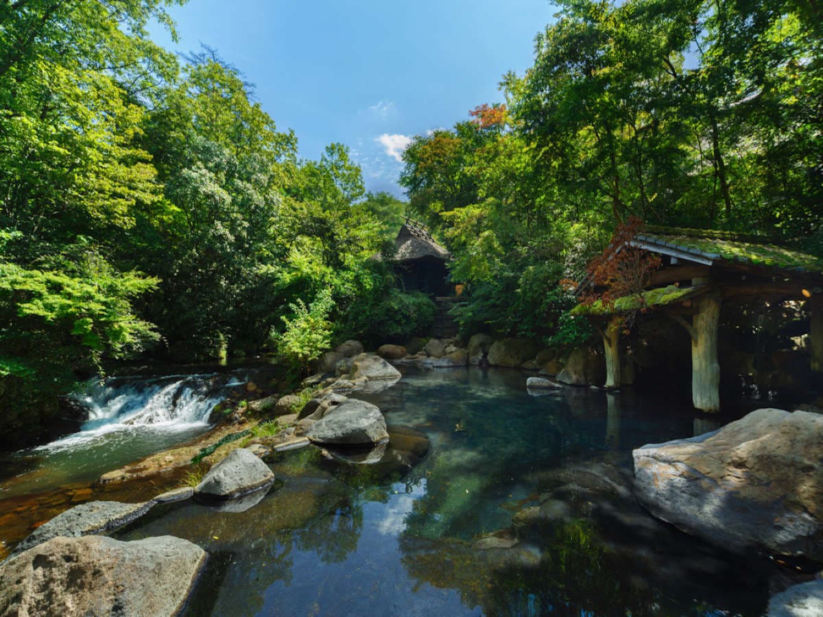 山みず木 男性露天 幽谷の湯