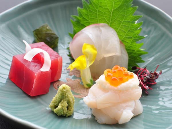 月光園 游月山荘 季節の会席料理