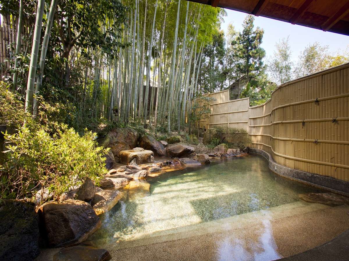 旅亭 山の井 竹林の露天風呂 美肌の湯