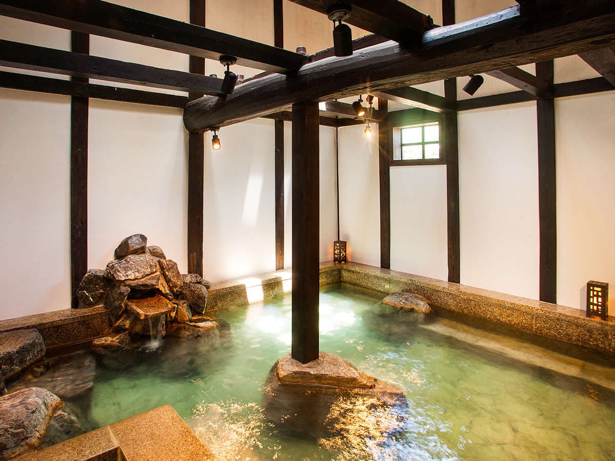 本陣平野屋 花兆庵 露天風呂