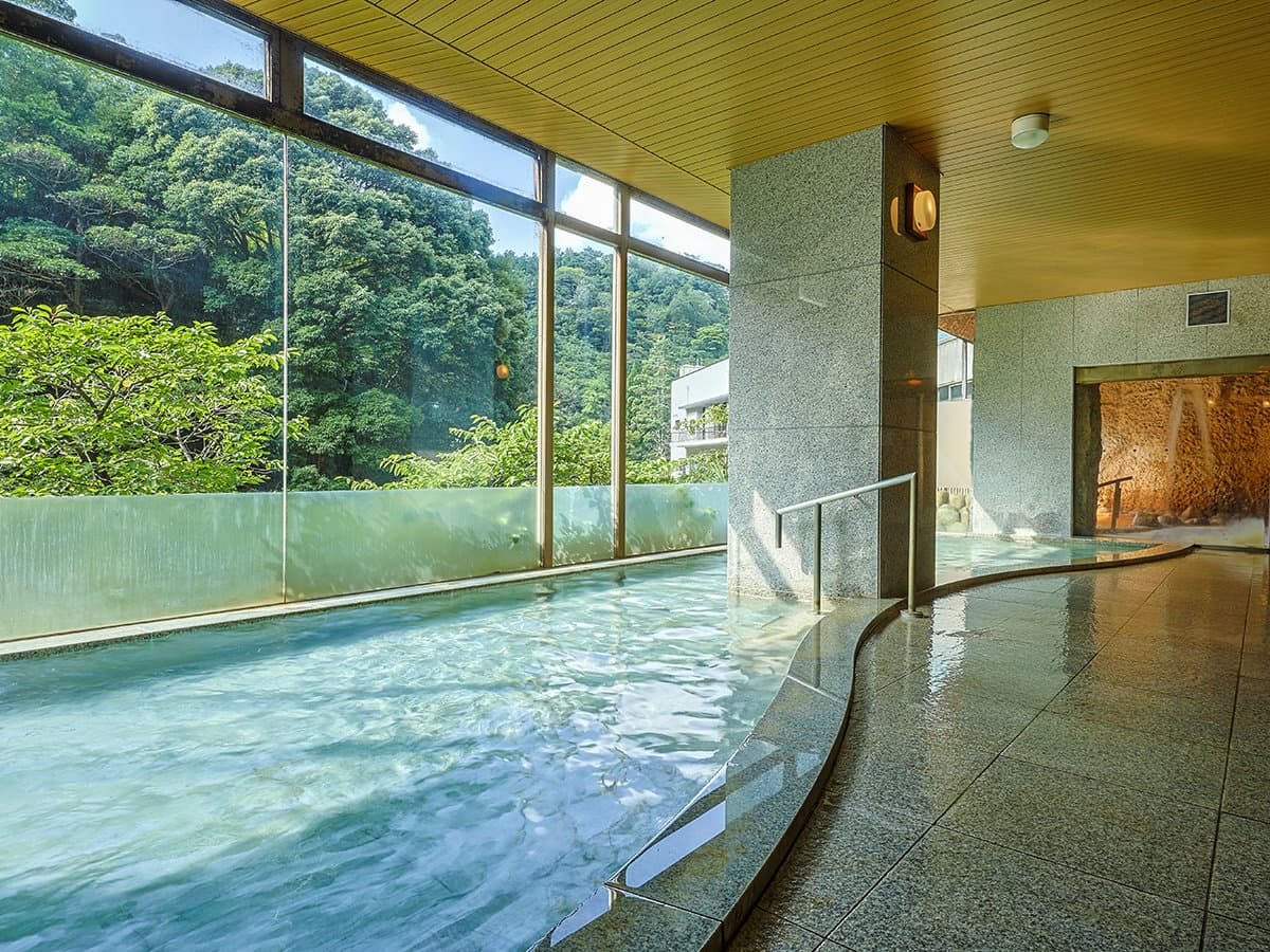 月光園 鴻朧館 金灘の湯 大浴場