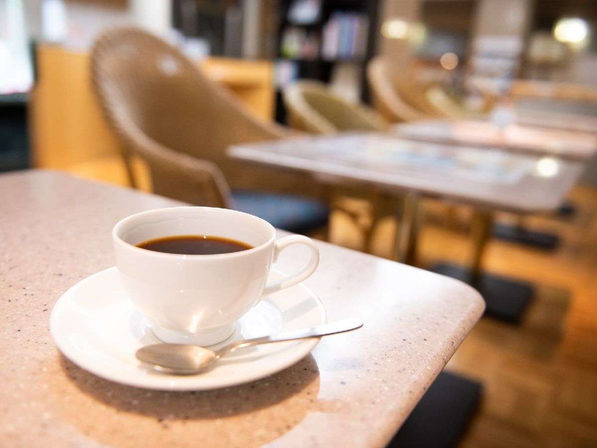 玉造グランドホテル 長生閣 1階ラウンジ コーヒーサービス