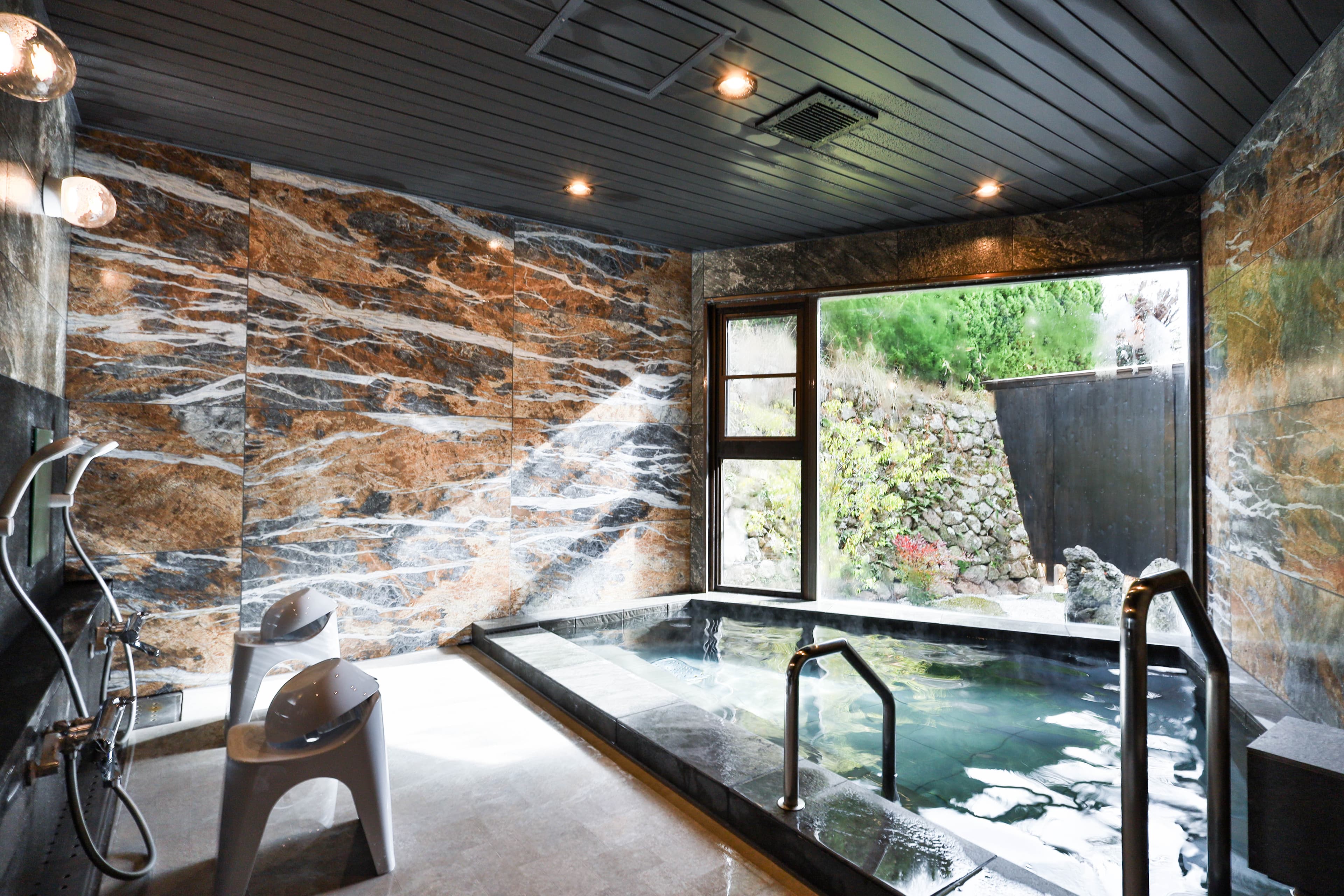 Private rental bath 'Gaku' looking out over the Senomoto highland scenery