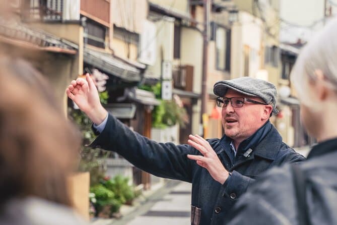 Gion Night Walking Tour 4