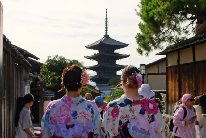Kyoto: Gion and Geisha District Walking Tour 2
