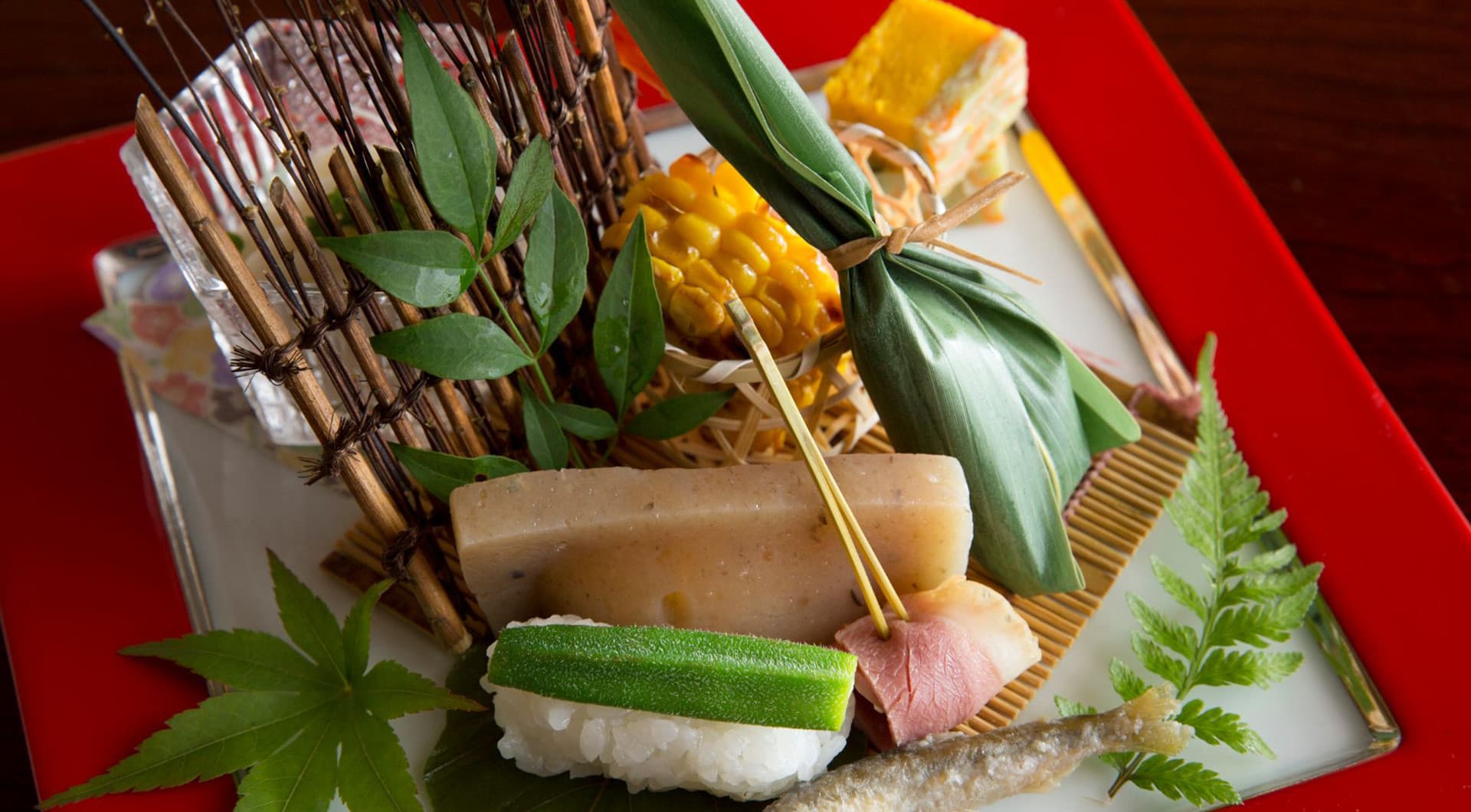 千明仁泉亭 季節の会席料理 © jinsentei.com