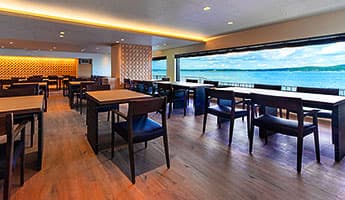 加賀屋 能登懐石 お食事処 © kagaya.co.jp
