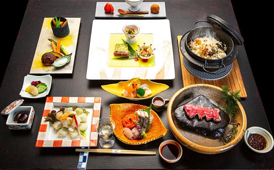 四万温泉 柏屋旅館 上州の食材を使った会席料理 © kashiwaya.org