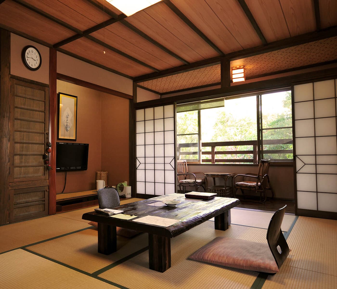 Alternate guest-room layout in traditional Japanese style at Kounoyu