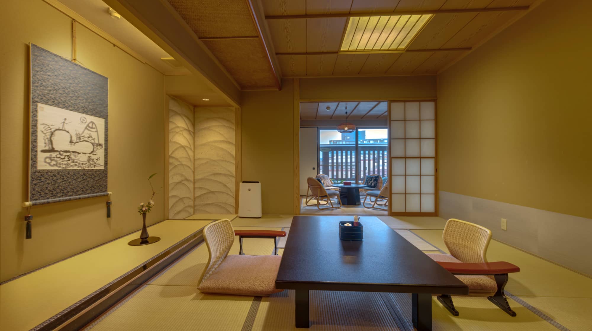 お宿玉樹 露天風呂付客室（栂）の和室 © oyado-tamaki.com