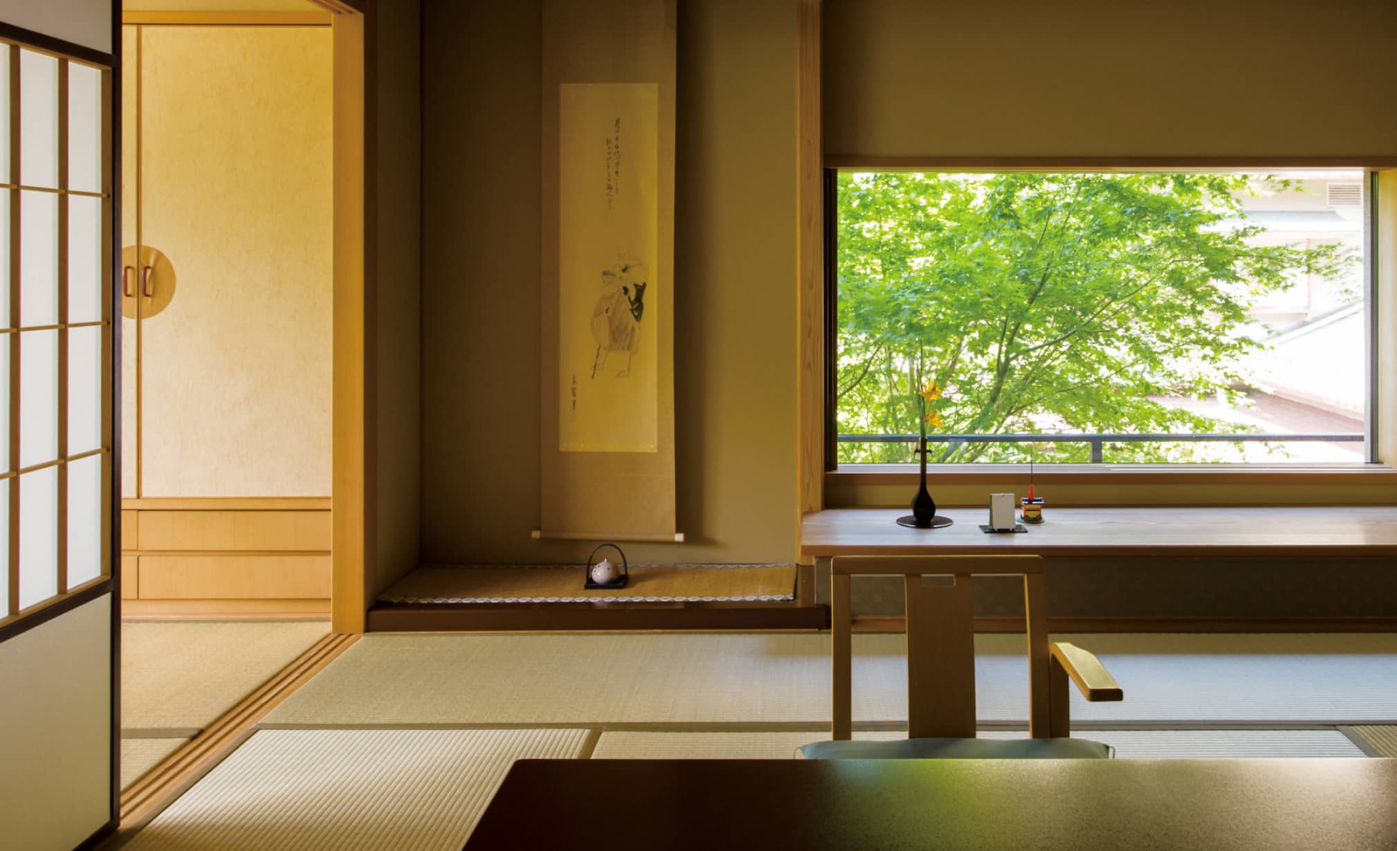 お宿玉樹 新緑を望む純和風の客室 © oyado-tamaki.com