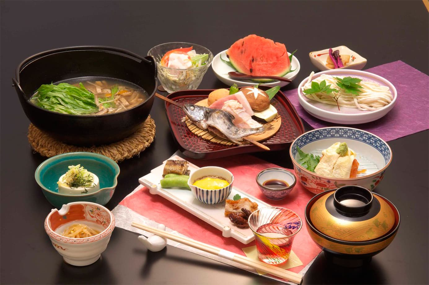 湯の宿 山ばと 地元食材の会席料理 © yamabato.com