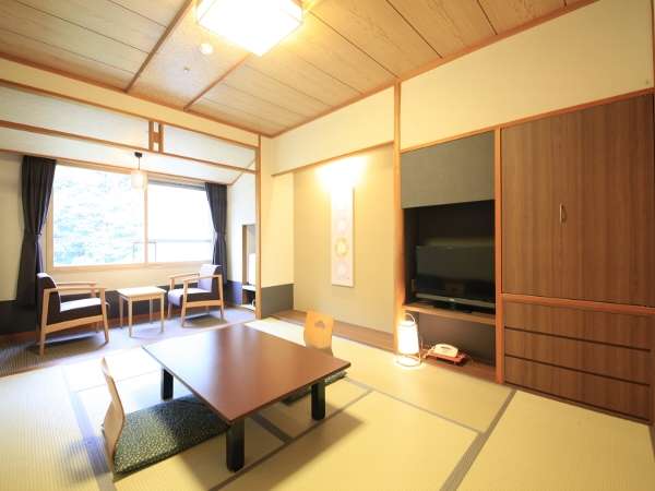 ホテルまほろば 和室