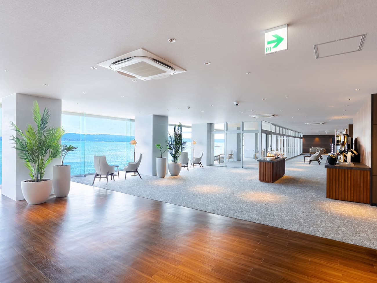 TAOYA和倉 海を望むロビーラウンジ