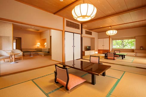 四万グランドホテル 特別室の和室 © shima-grand.com